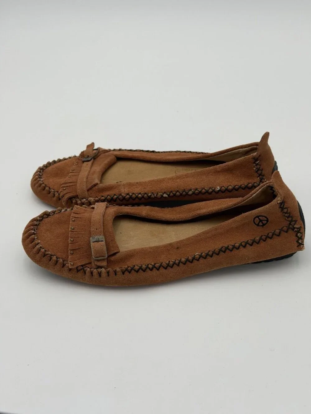 PEACE MOCS Moccasin Flats Womens Brown Suede‎ Fringe Buckle Boho Loafers SIZE 6